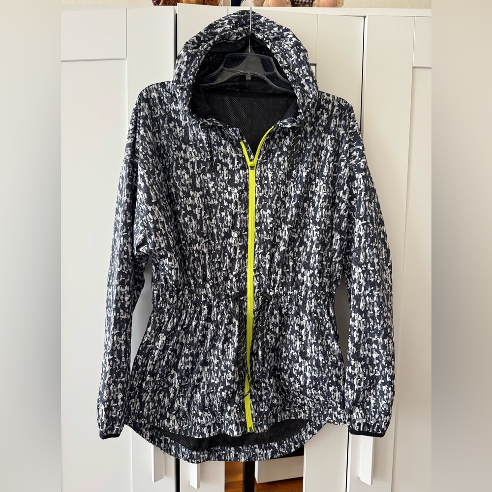 Fabletics Black and White Lightweight Windbreaker with Neon Zipper